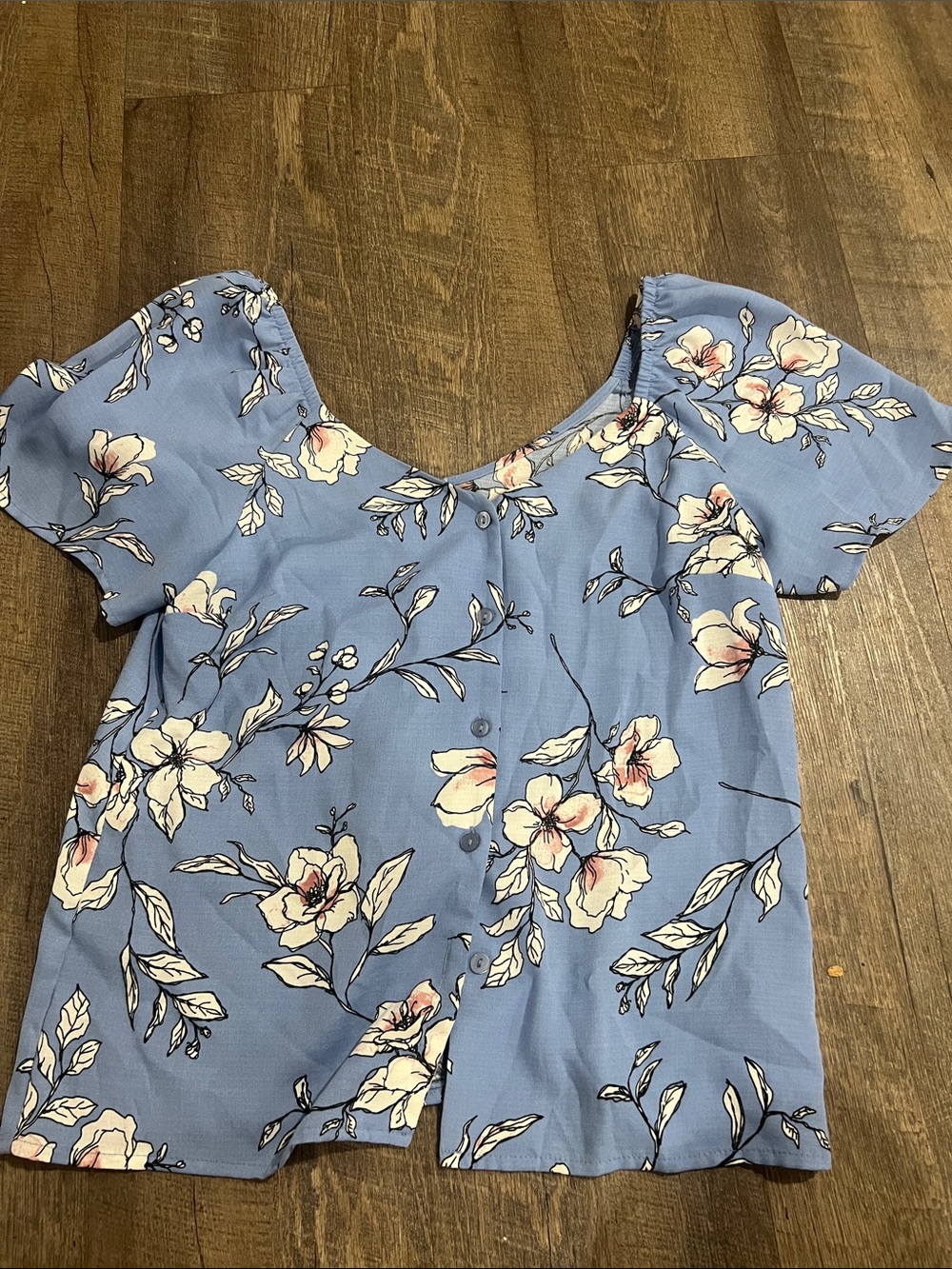 Iz Byer Light Blue Floral Button-Front Top